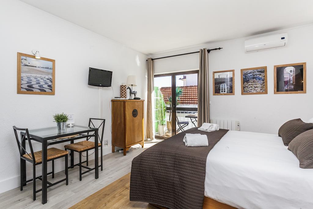 Gomes Freire Studio With Balcony Cascais Bagian luar foto