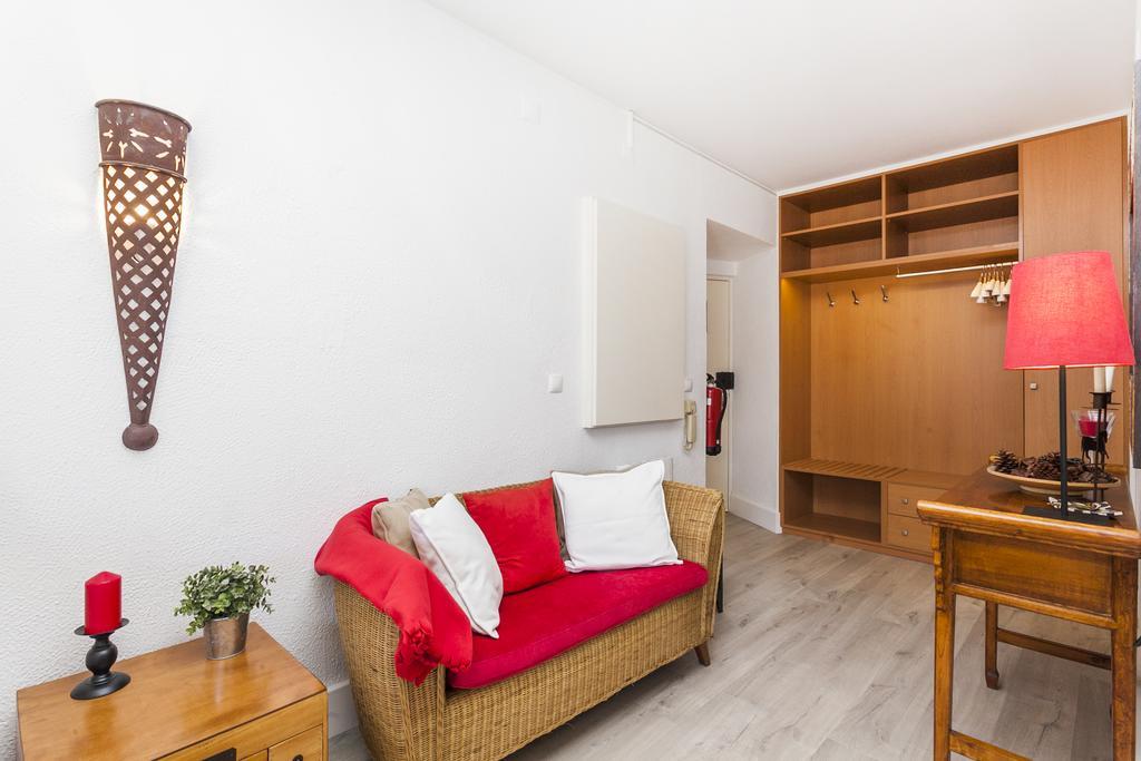 Gomes Freire Studio With Balcony Cascais Bagian luar foto